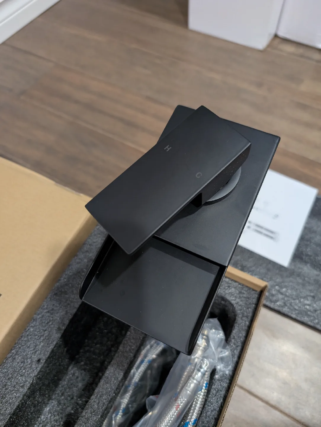 Brand New Matte Black Bathroom Vessel Faucet For Sale image indicator(3)