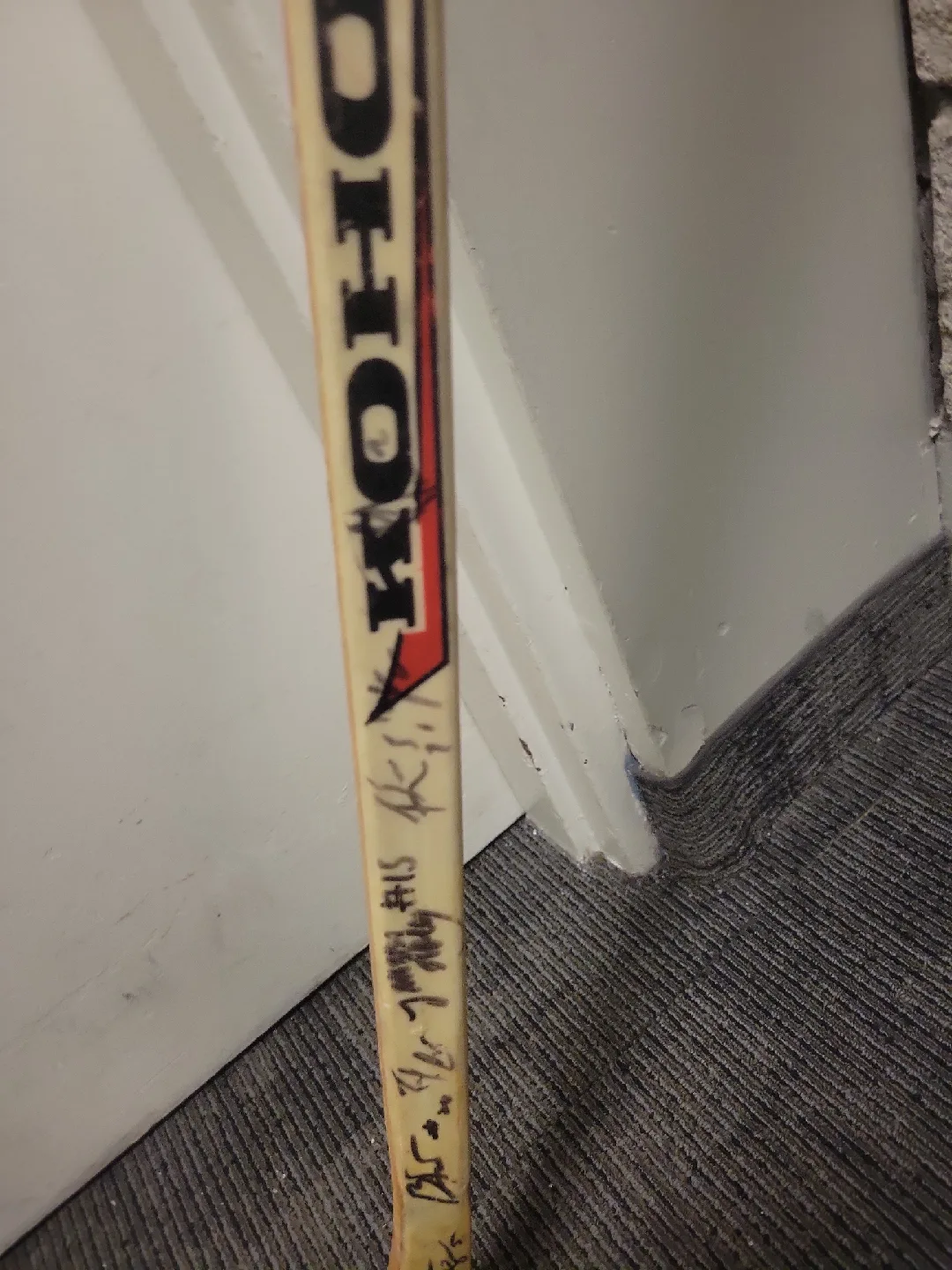 1995 London Knights Team Signed Hockey Stick image indicator(9)