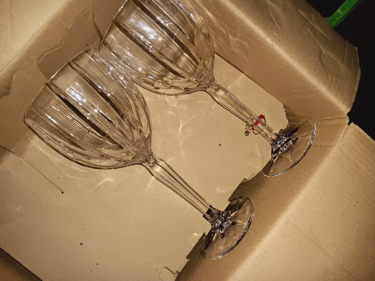 Crystal Wine Glasses Set of 9 image indicator(2)