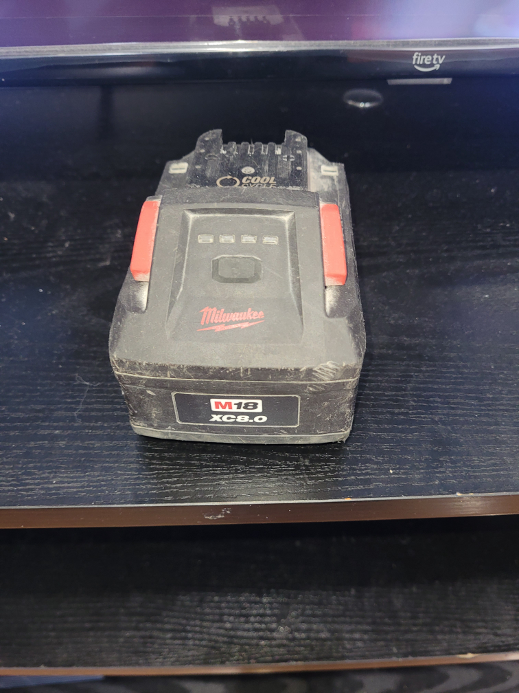 Milwaukee M18 REDLITHIUM FORGE XC8.0 Battery - photo 2