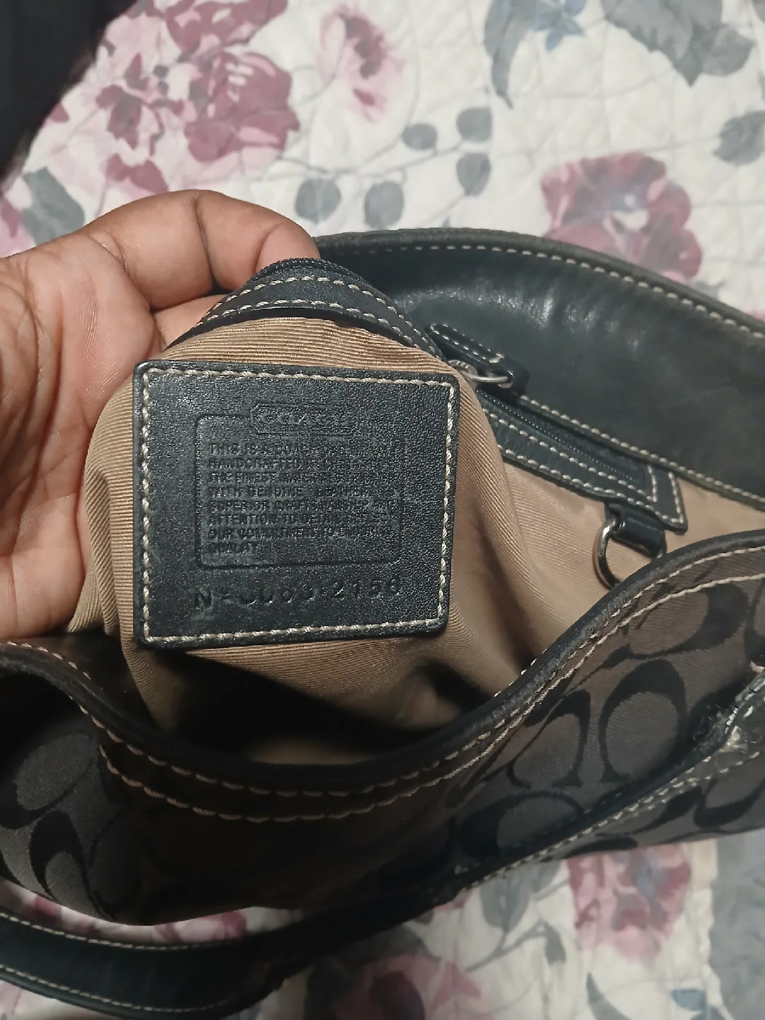 Coach Black Hobo shoulder Bag as is image indicator(2)