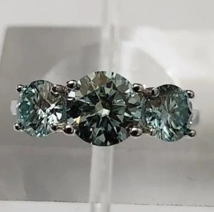 Appraisal Moissanite Ring( 2.00ct ) Size 5 image indicator(2)