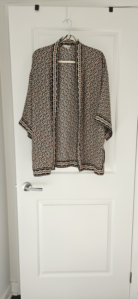 NEGOTIABLE - Max Studio Kimono - Size Medium - photo 2