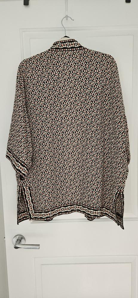 NEGOTIABLE - Max Studio Kimono - Size Medium - photo 4