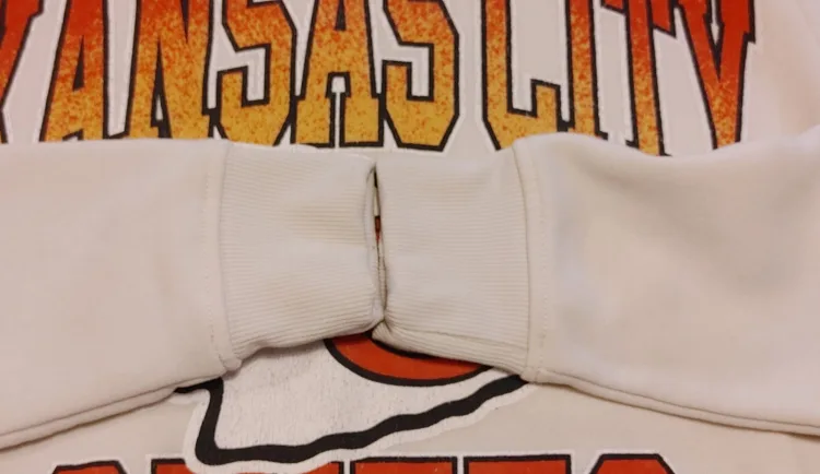 NFL Kansas City Chiefs Sweatshirt - Size S image indicator(7)