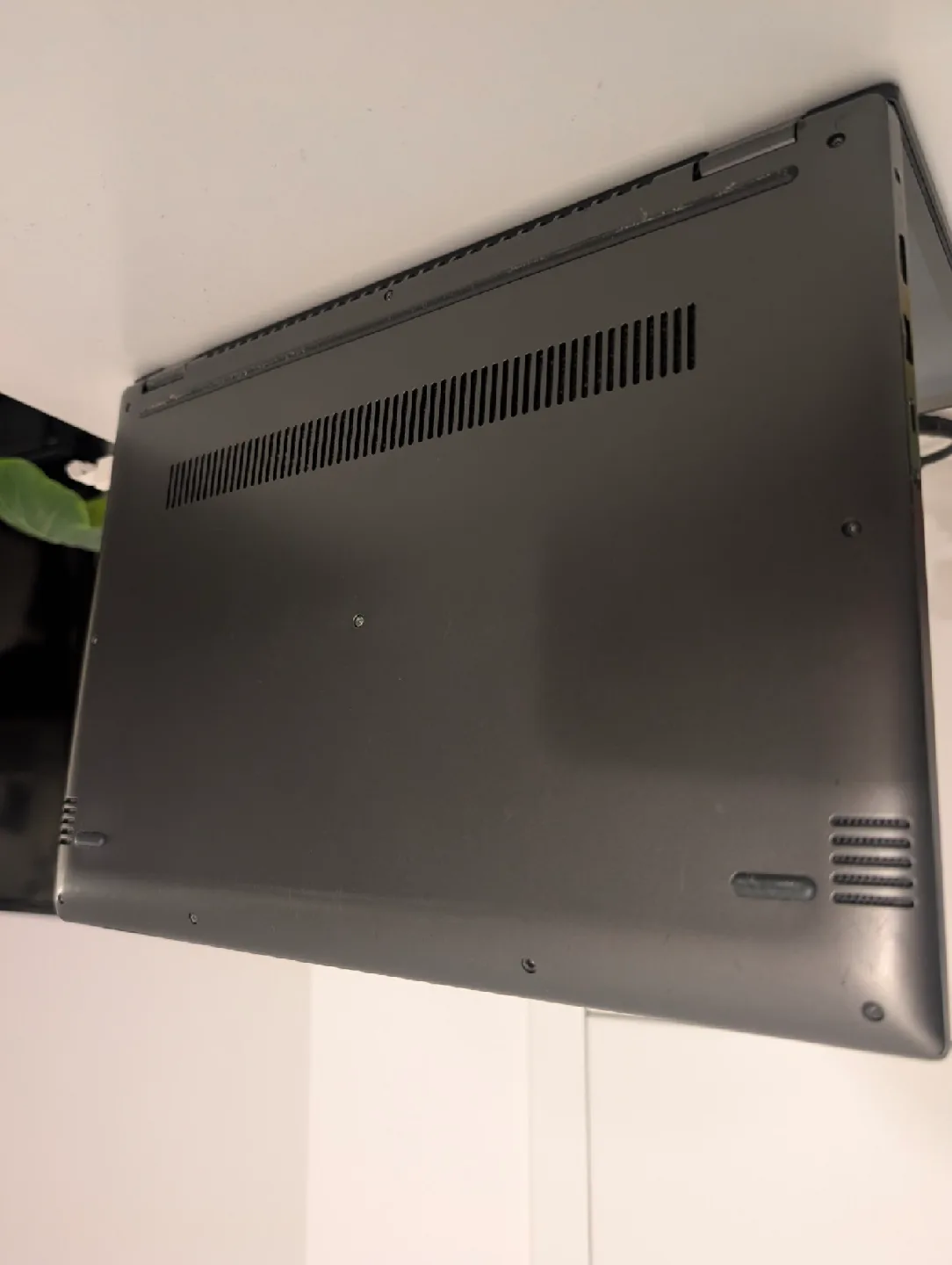 Lenovo IdeaPad Flex 5i 14″ Touchscreen 2-in-1 Laptop image indicator(7)