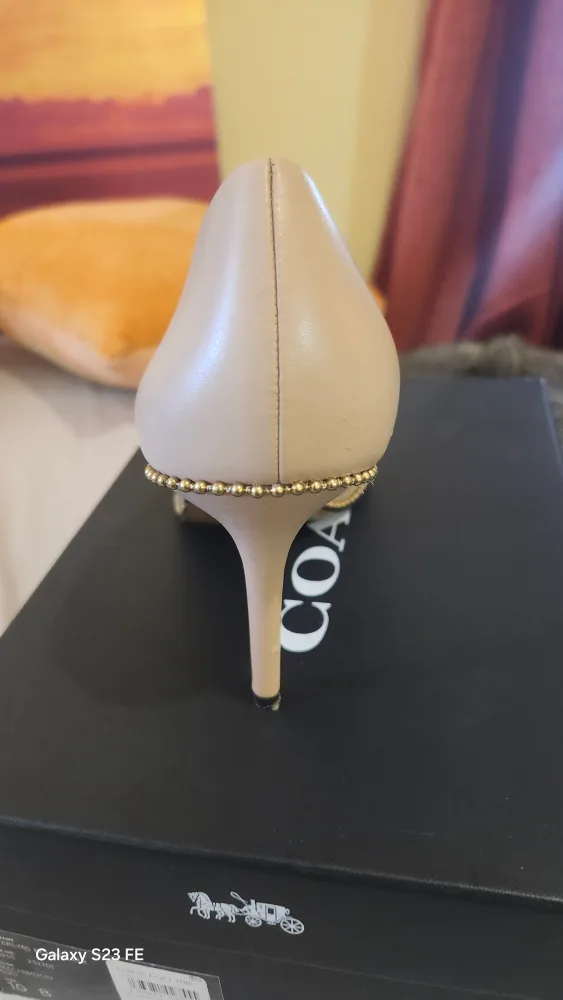 Coach Beige Leather Heels, Size 10M image indicator(3)