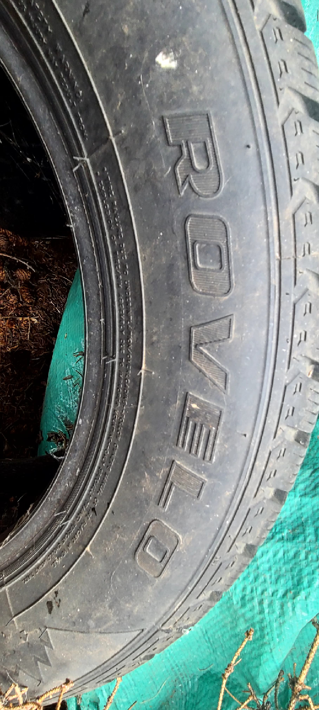 Rovelo Tire - 235/60R17 - photo 4