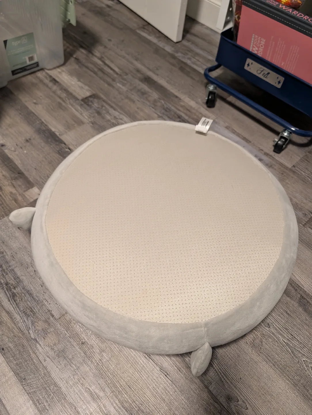 Shark Pet Bed image indicator(2)