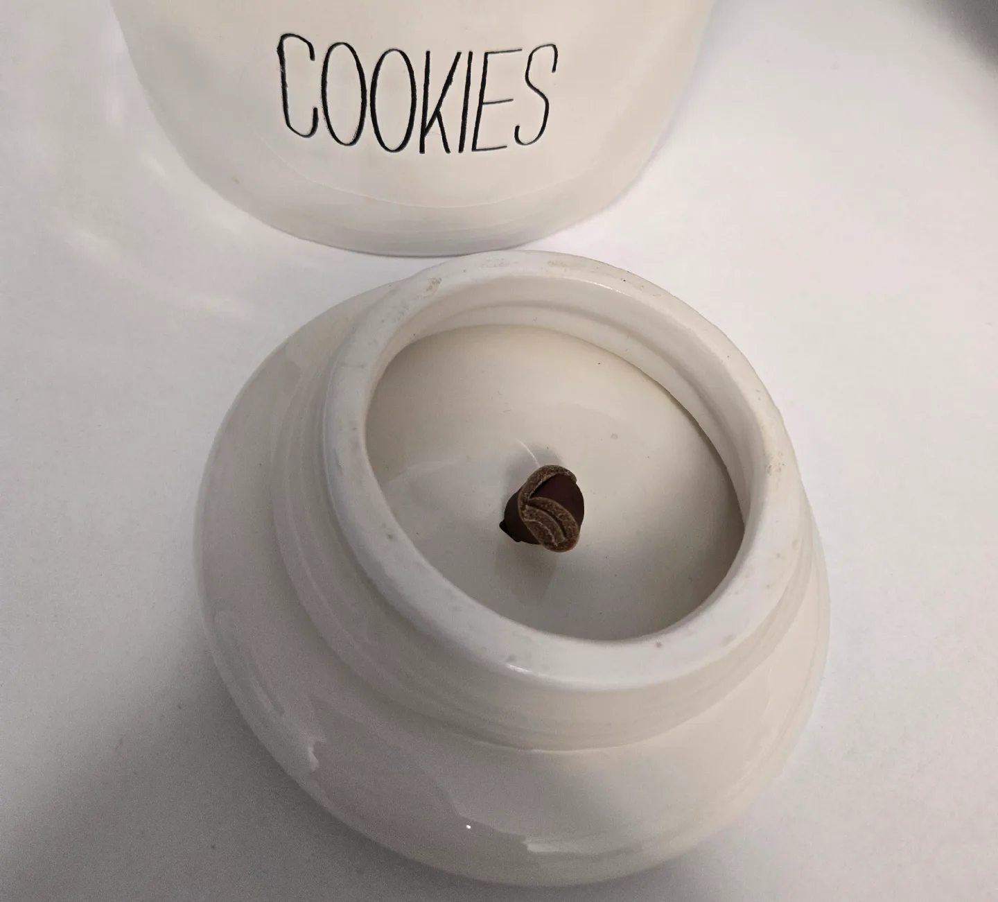 Mud Pie Vintage Inspired Farmhouse Cookie Jar 8.5” image indicator(5)