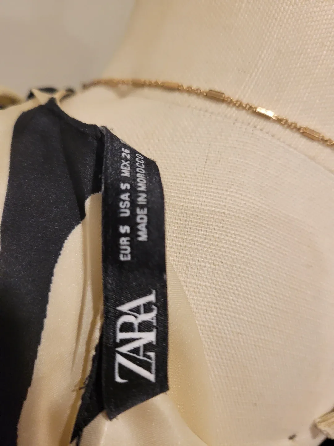 Zara Small top image indicator(5)
