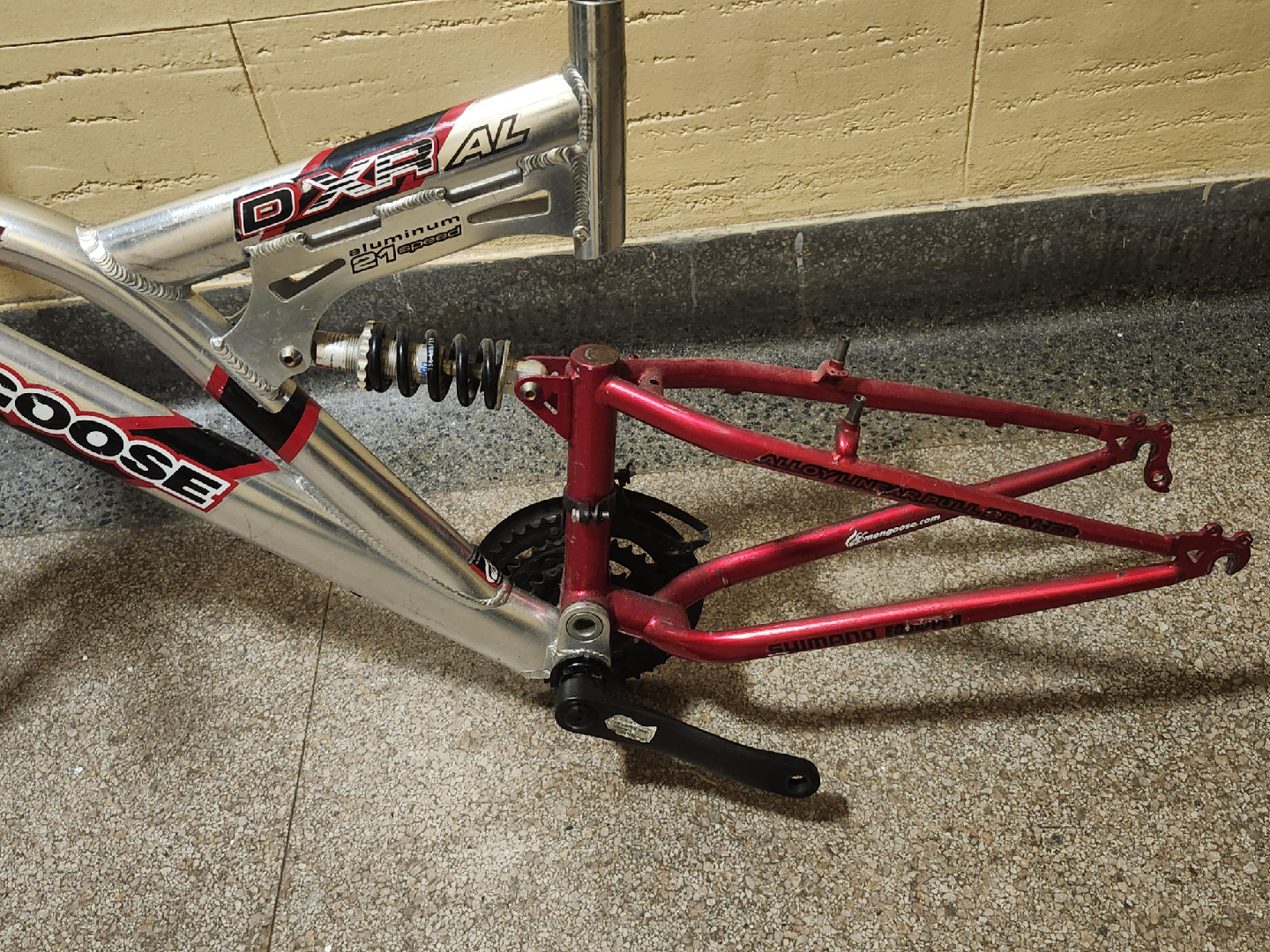 Mongoose DXR AL Aluminum 16 3/4" Full Suspension Frame - photo 2