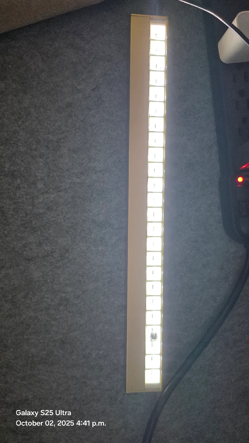 Portable LED light strip - Gold image indicator(6)
