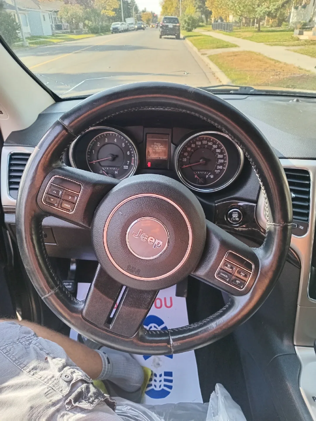 2012 Jeep Grand Cherokee image indicator(5)