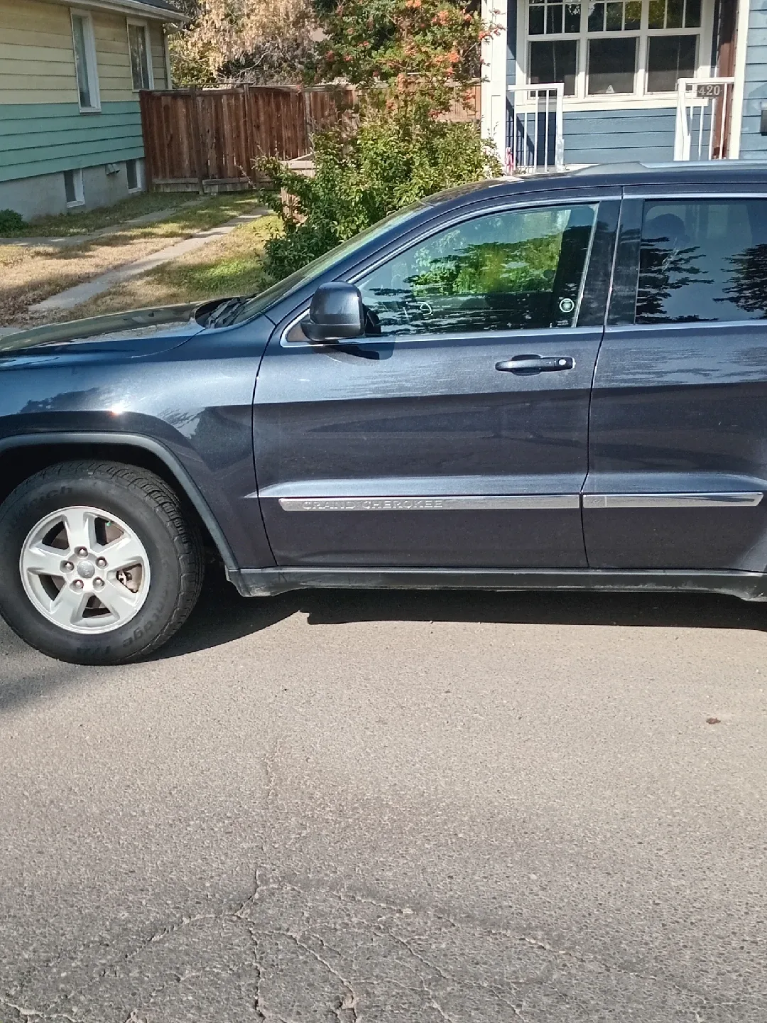 2012 Jeep Grand Cherokee image indicator(7)