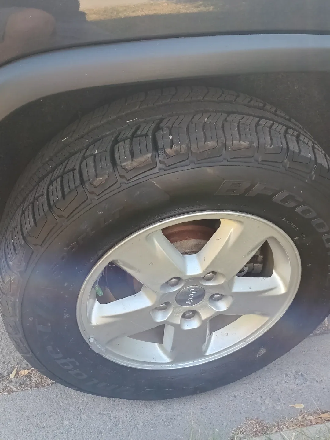 2012 Jeep Grand Cherokee image indicator(8)