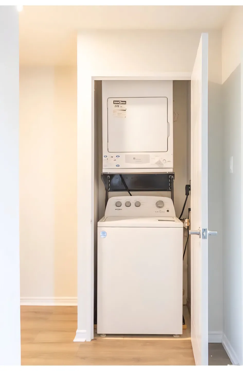 2bed 2 bath apartment for rent/ lease image indicator(4)