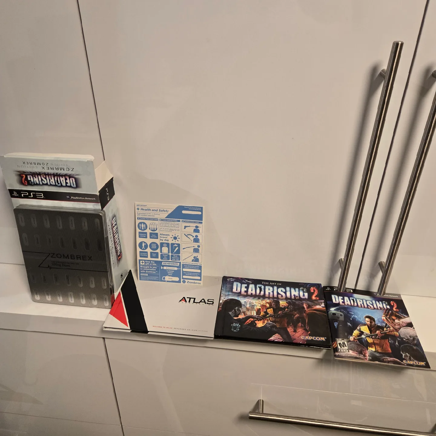 Deadrising 2 Zombrex Collectors Edition. Ps3 game. image indicator(2)