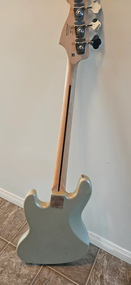 Fender Squier Jazz Bass Guitar image indicator(5)