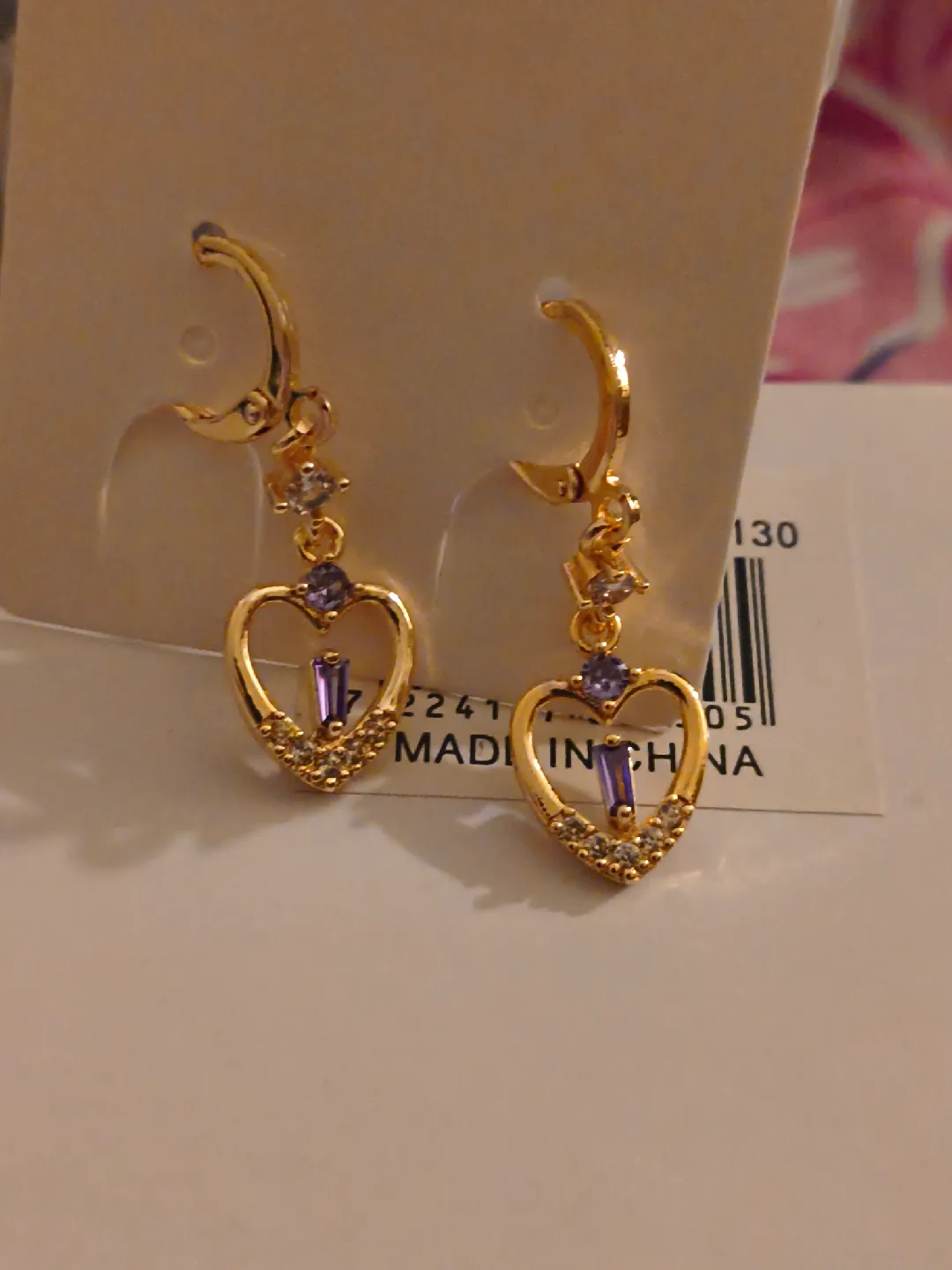 Gold Heart Dangle Earrings thumbnail