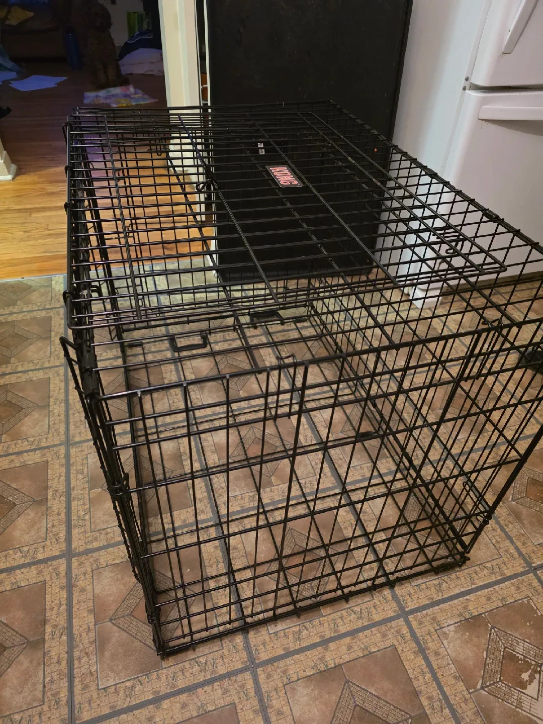 KONG Dog Crate - 36 x 24 x 26.5 inches image indicator(3)