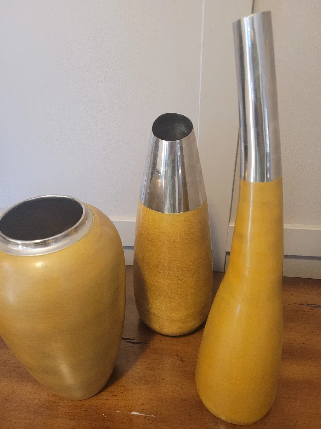 Set of 3 Decorative Vases image indicator(2)