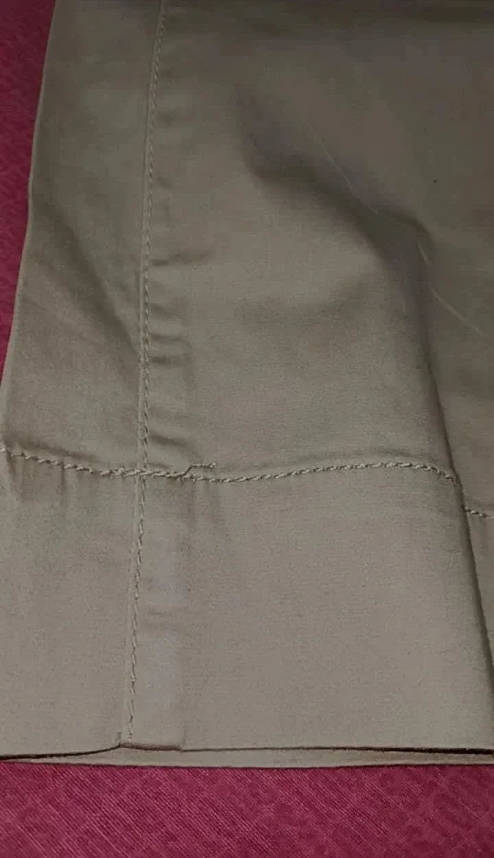 Bershka Beige Trousers - Size EUR 32 image indicator(3)