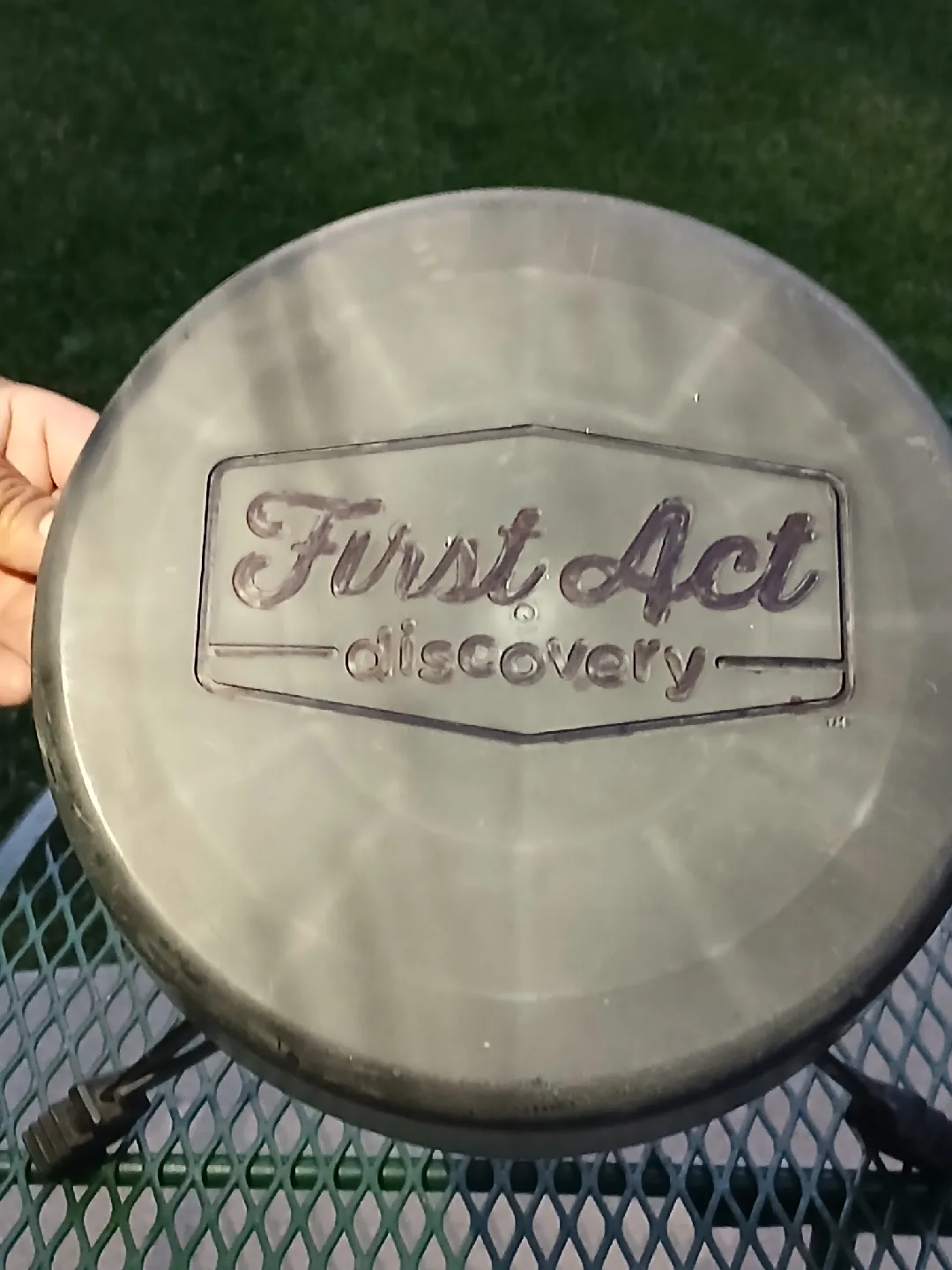 First Act Discovery Drum Throne
