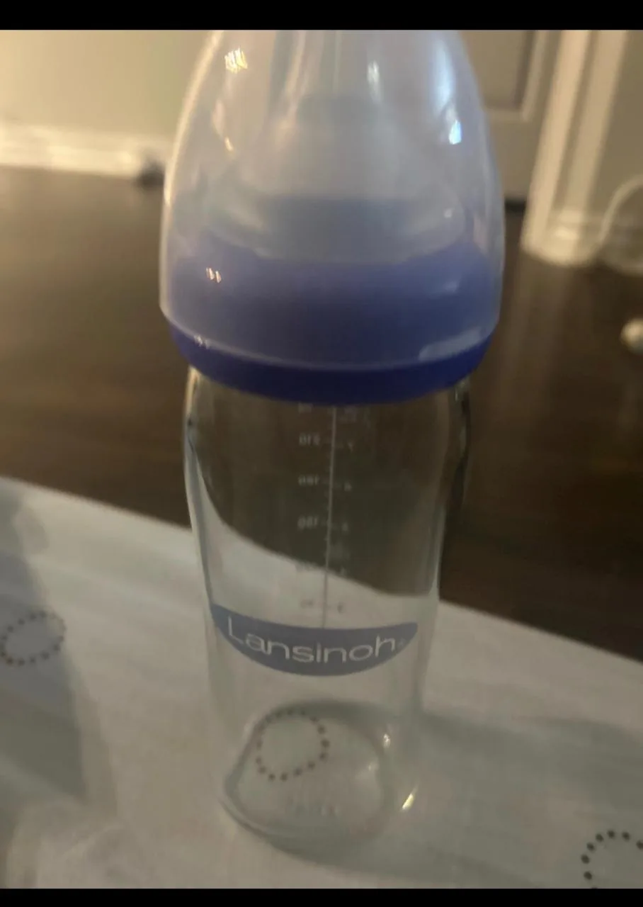 Lansinoh Glass Baby Bottles, 8 oz, New in Box image indicator(3)