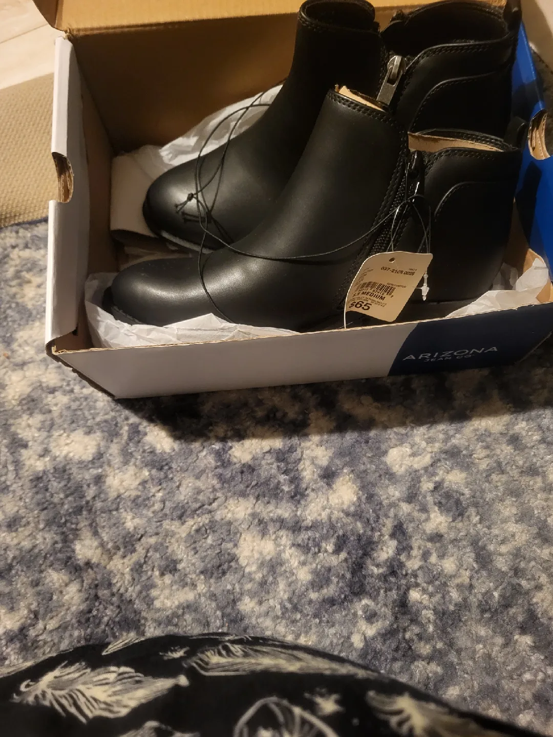 Arizona Black Ankle Boots - Size 5.5M - New