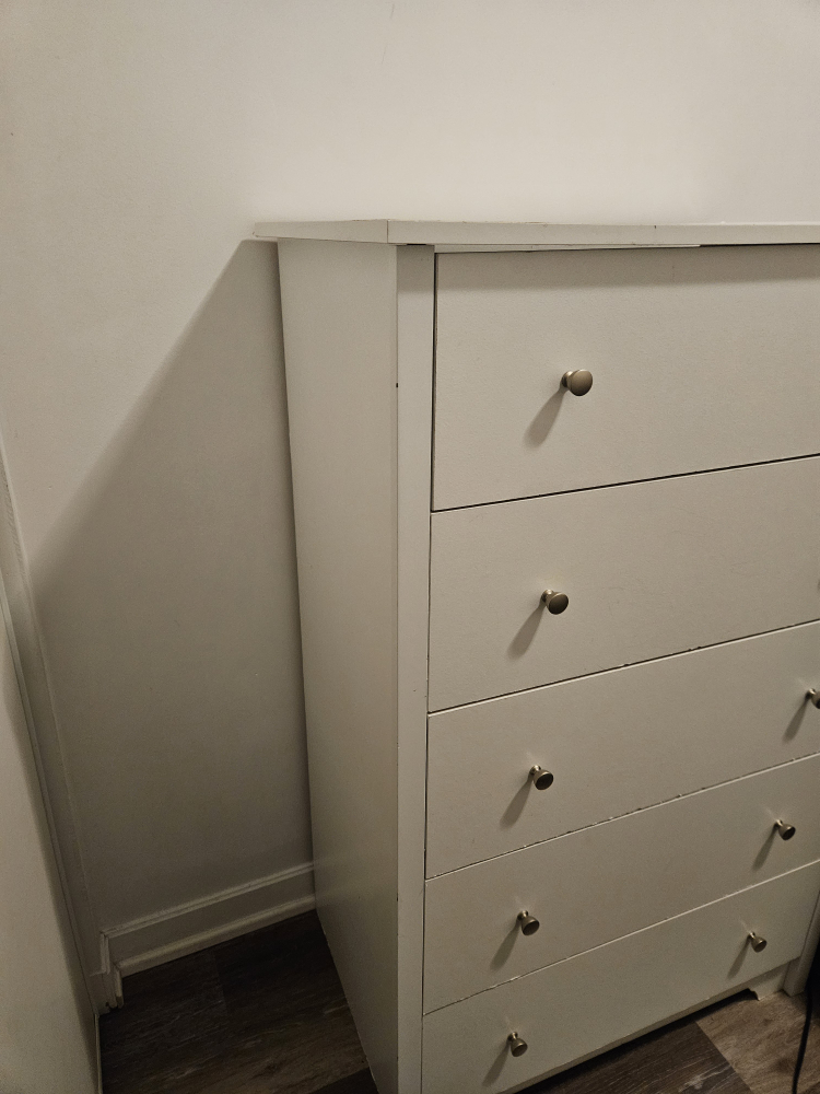 White 5-Drawer Dresser - photo 2