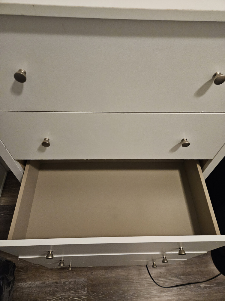 White 5-Drawer Dresser - photo 5