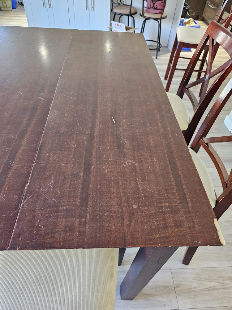 bar height table and 5 chairs. - photo 3