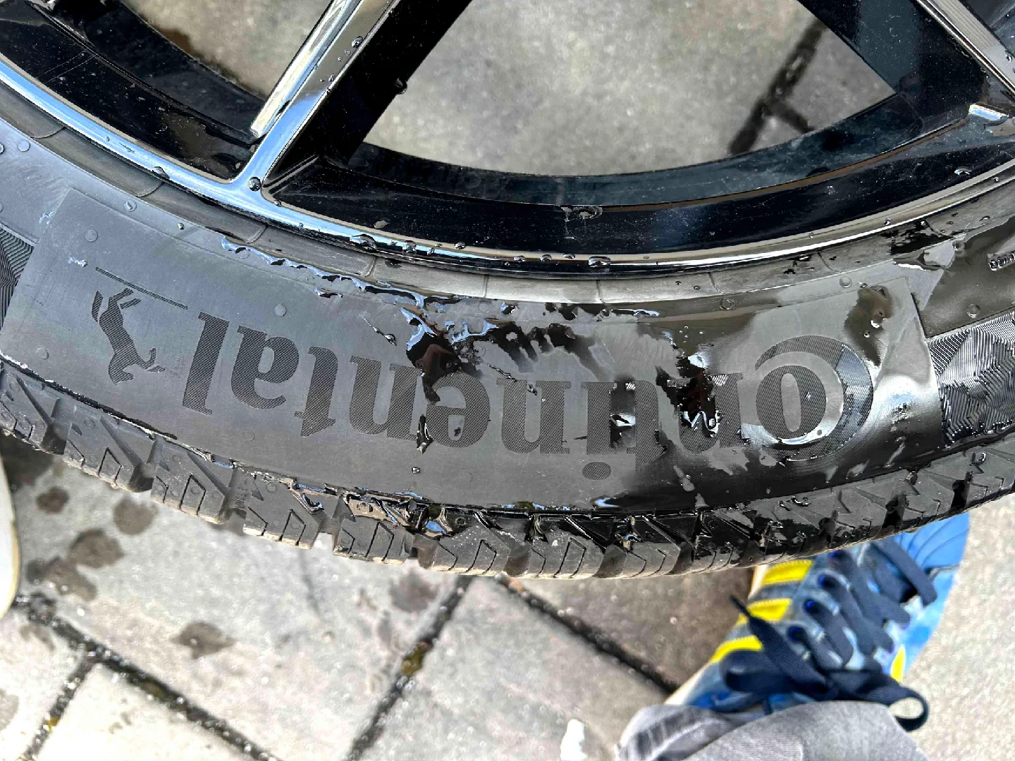 4 20" Wheels with Continental VikingContact 7 Tires image indicator(7)