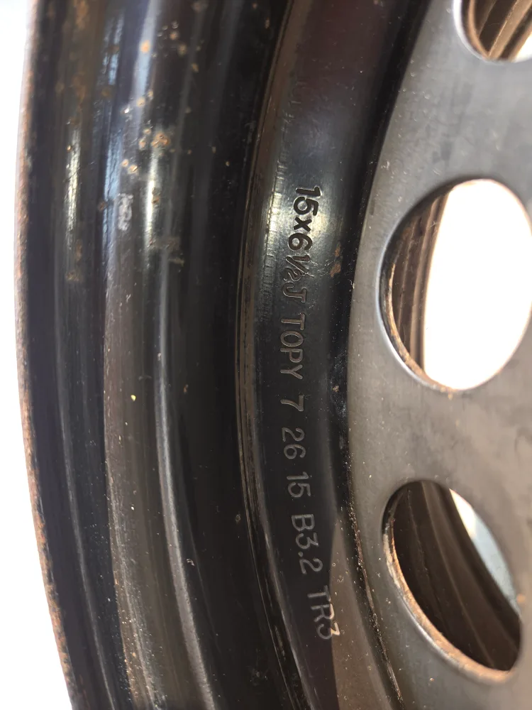 Honda civic original rims and tire cover 15 in chevy 16 inch image indicator(3)