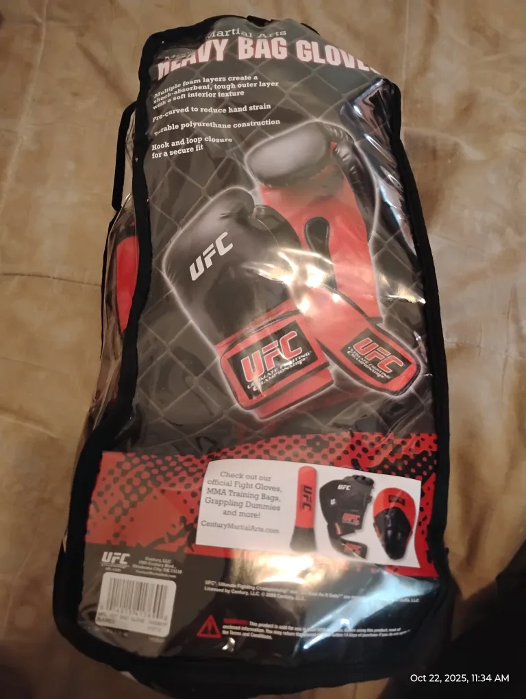 New UFC Heavy Bag Gloves thumbnail