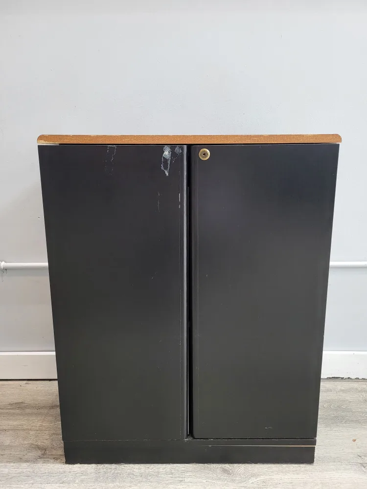 FREE - Rustic Wooden Cabinet thumbnail