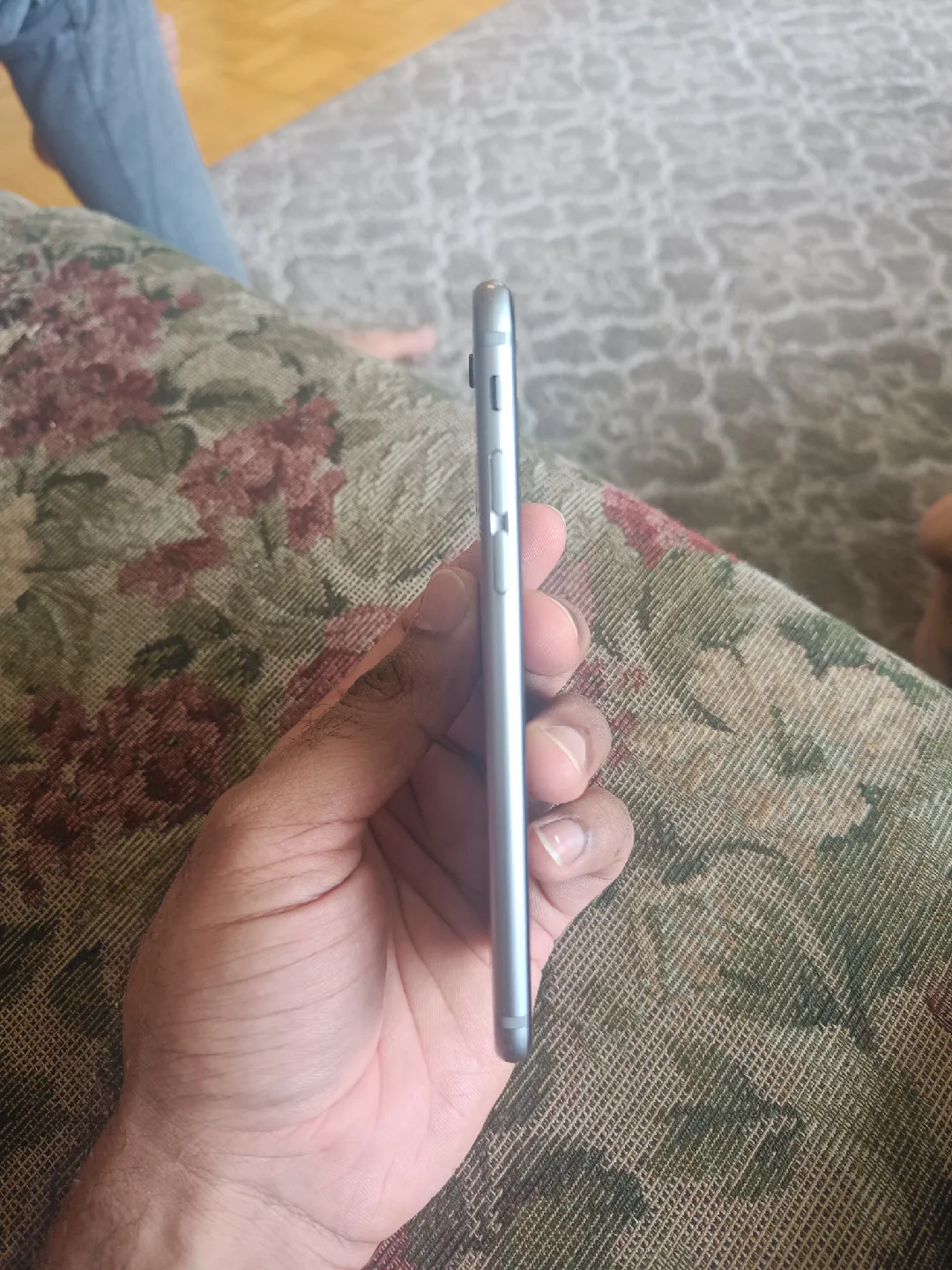 iPhone 6 - Great Condition! image indicator(3)