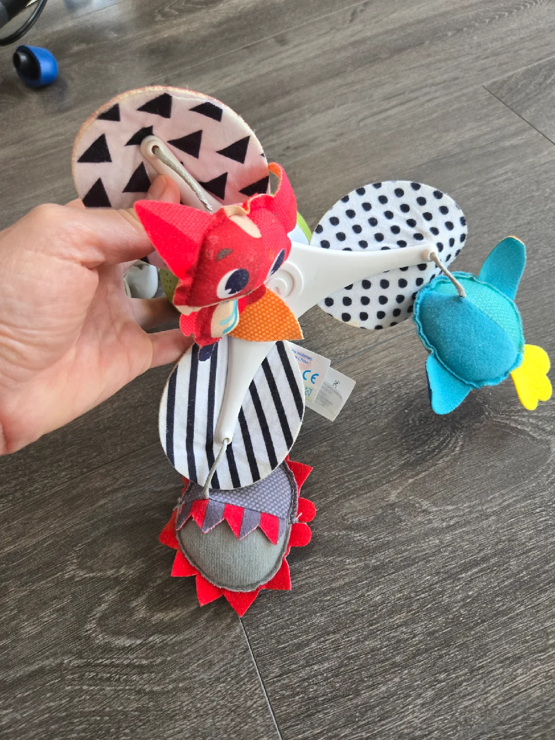 Tiny Love Take Along Mobile image indicator(2)