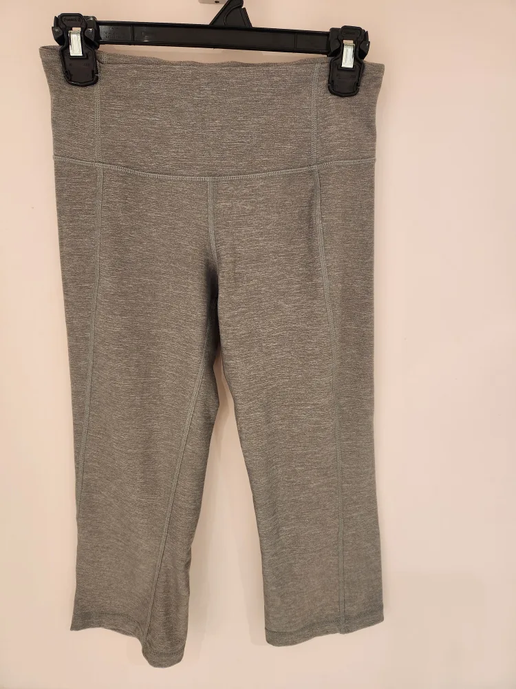 Lululemon Capri Leggings thumbnail