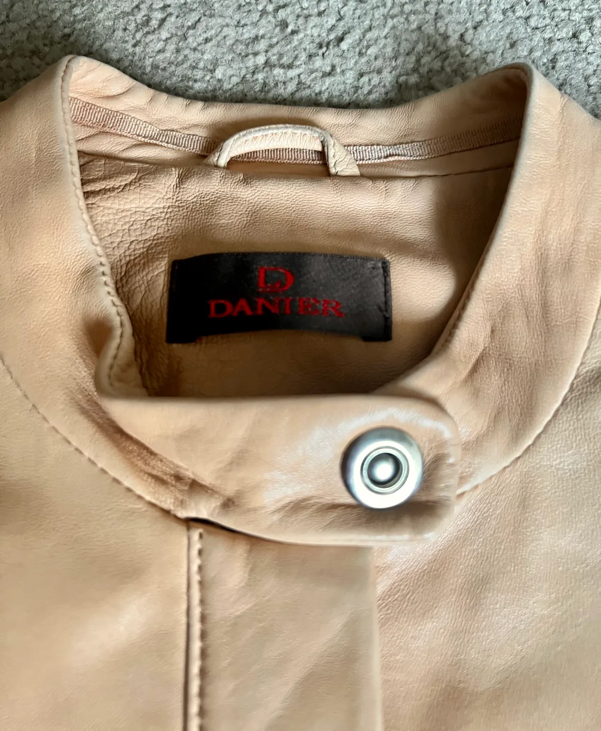 Danier Leather Jacket image indicator(3)