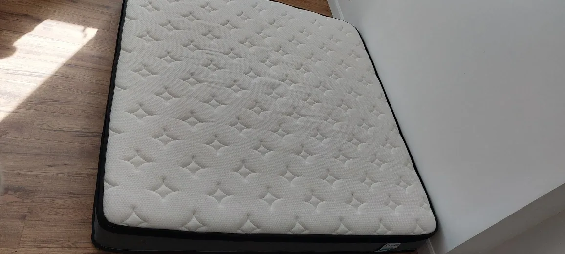 King Mattress image indicator(2)