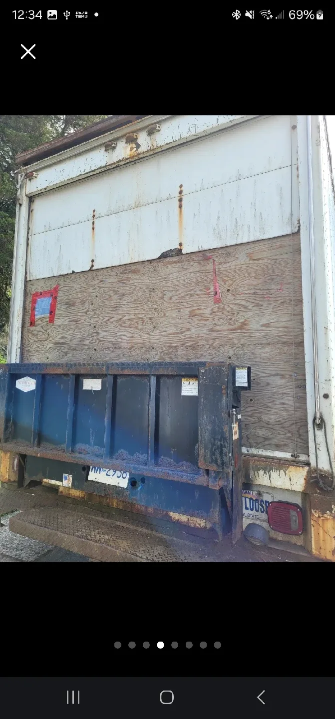 Ford E-350 Box Truck image indicator(5)