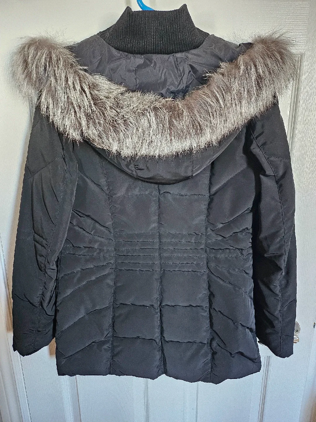 Danier Black Down Filled Winter Coat image indicator(3)