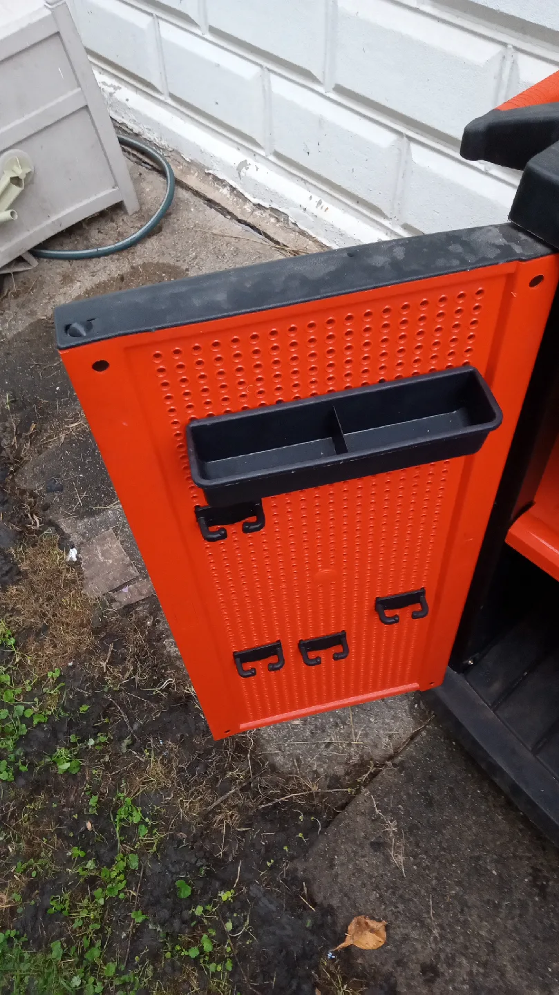 Black and Decker thumbnail