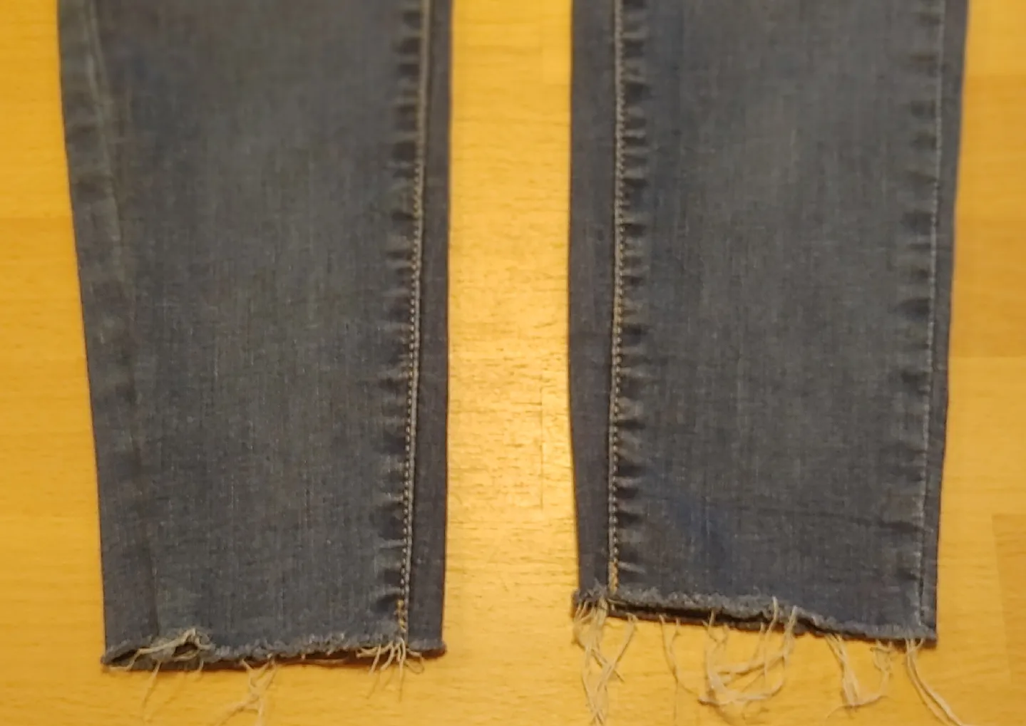 Womens Red Tab Jeans image indicator(4)