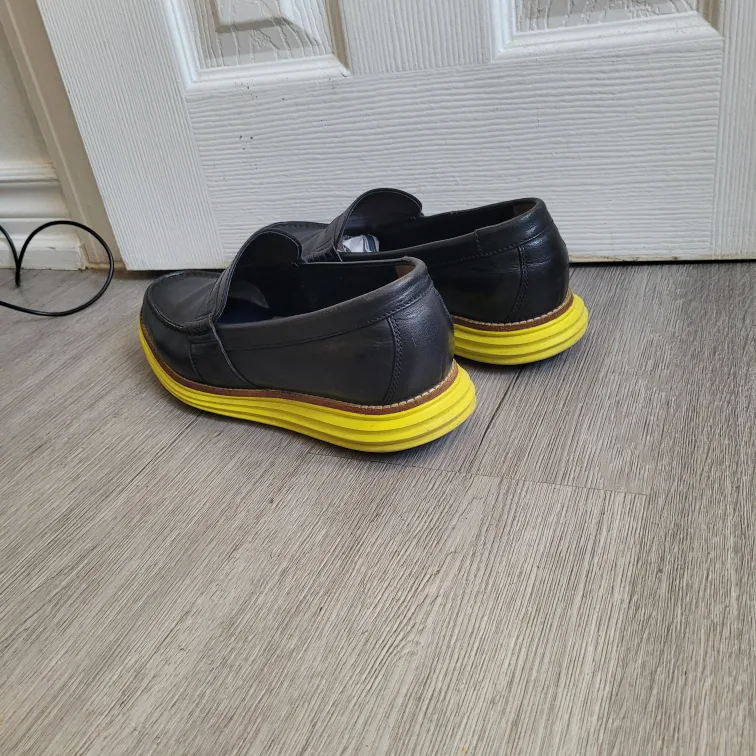 Cole Haan Black Leather Loafers, Size 8 image indicator(3)