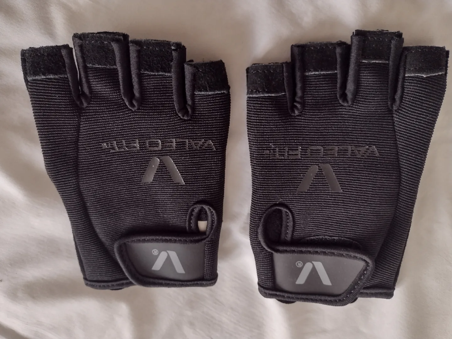 Valeo Fit Weight Lifting Gloves - Size M thumbnail