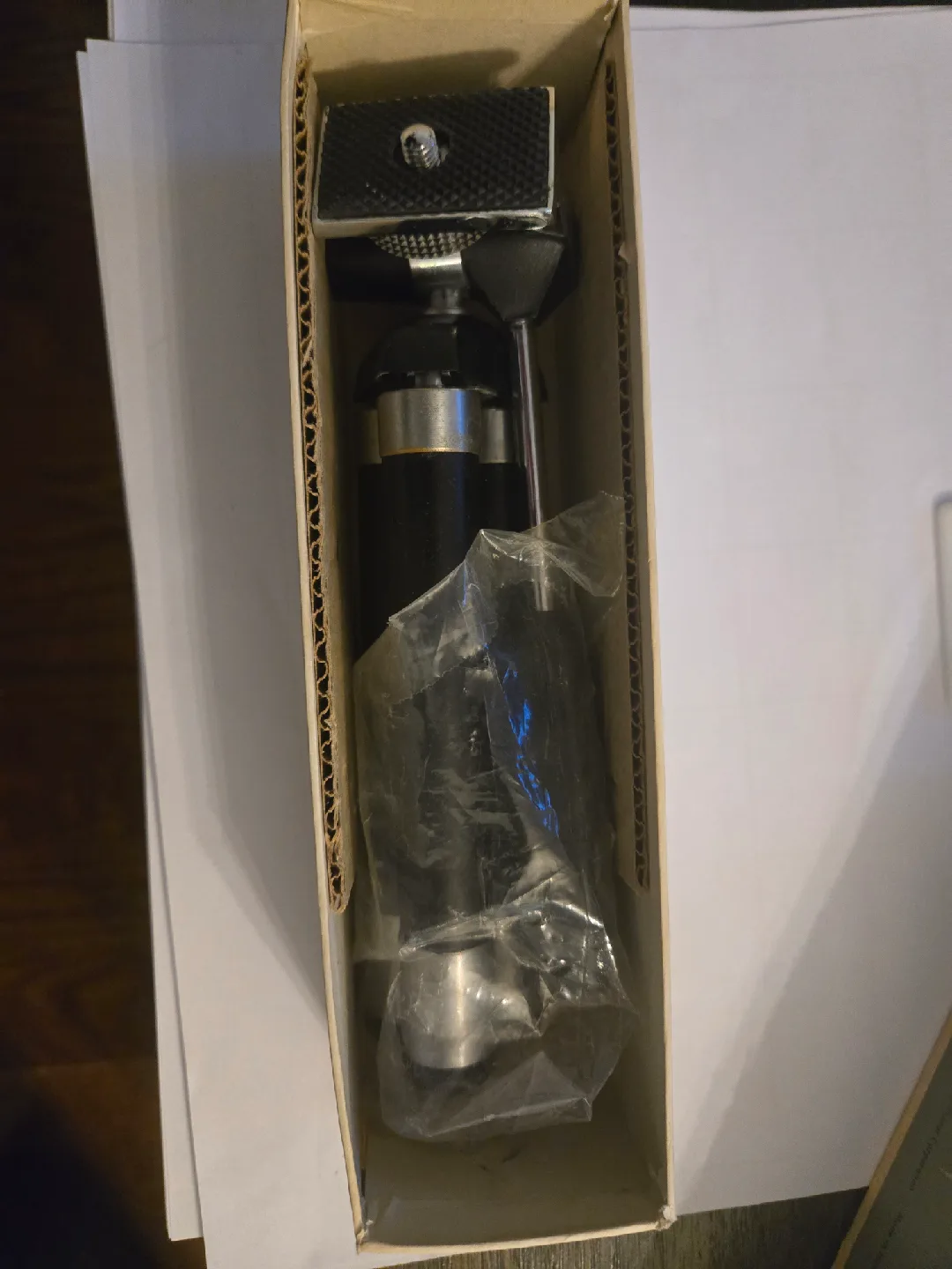 Tripod Model 12 - New in Box image indicator(3)