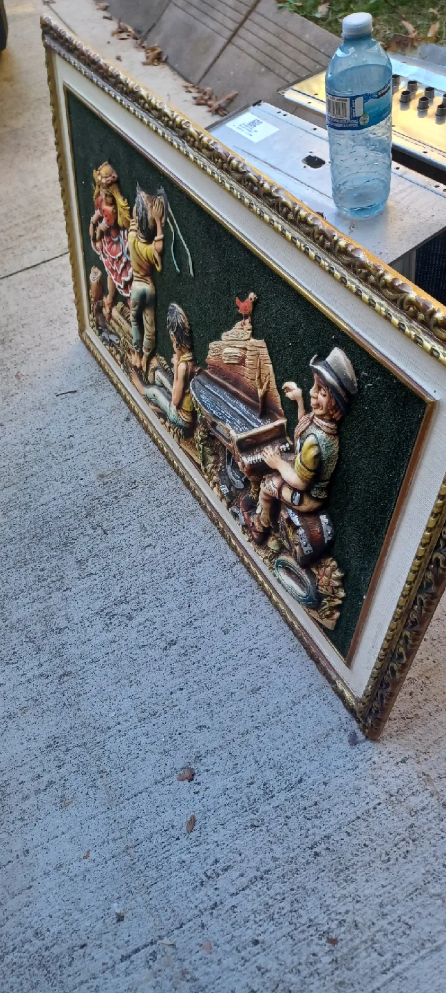 Vintage Framed Wall Art in 3d image indicator(2)